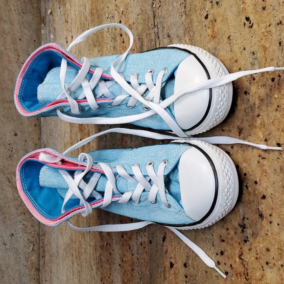Converse Other - Blue and pink new converse high tops